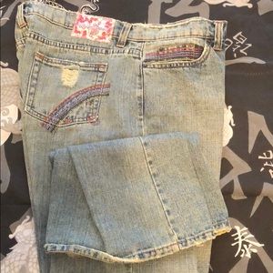 Wide legged jeans
